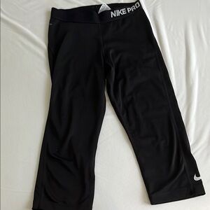 Nike Black Performance Capri Leggings